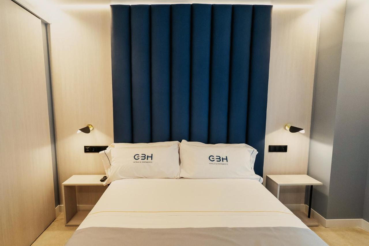 Gbh Hotel-Apartamentos Estrella De Mar ベニドルム エクステリア 写真