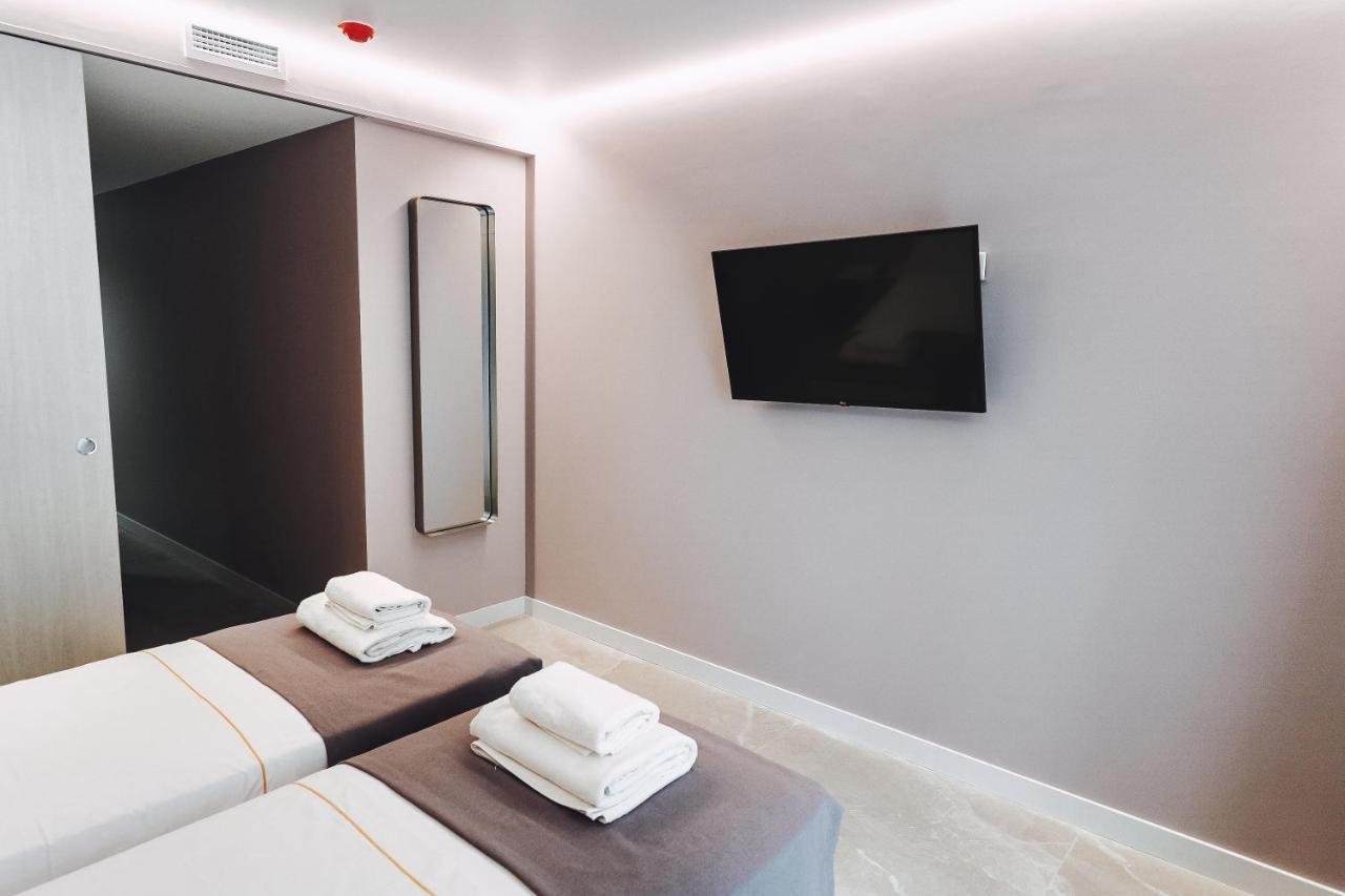 Gbh Hotel-Apartamentos Estrella De Mar ベニドルム エクステリア 写真